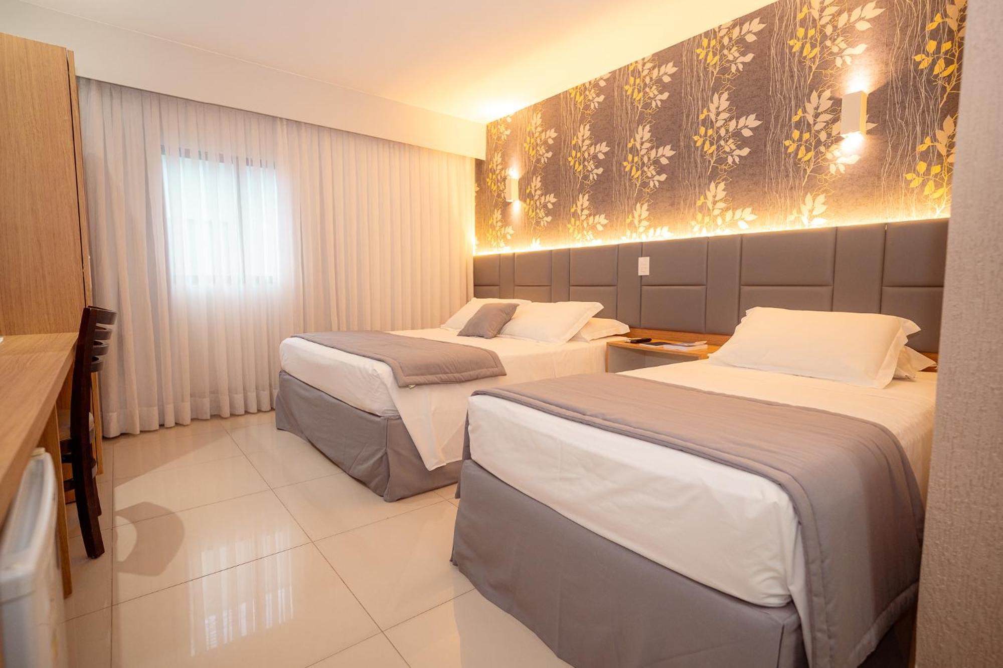 Hotel Girassol Plaza Палмас Экстерьер фото