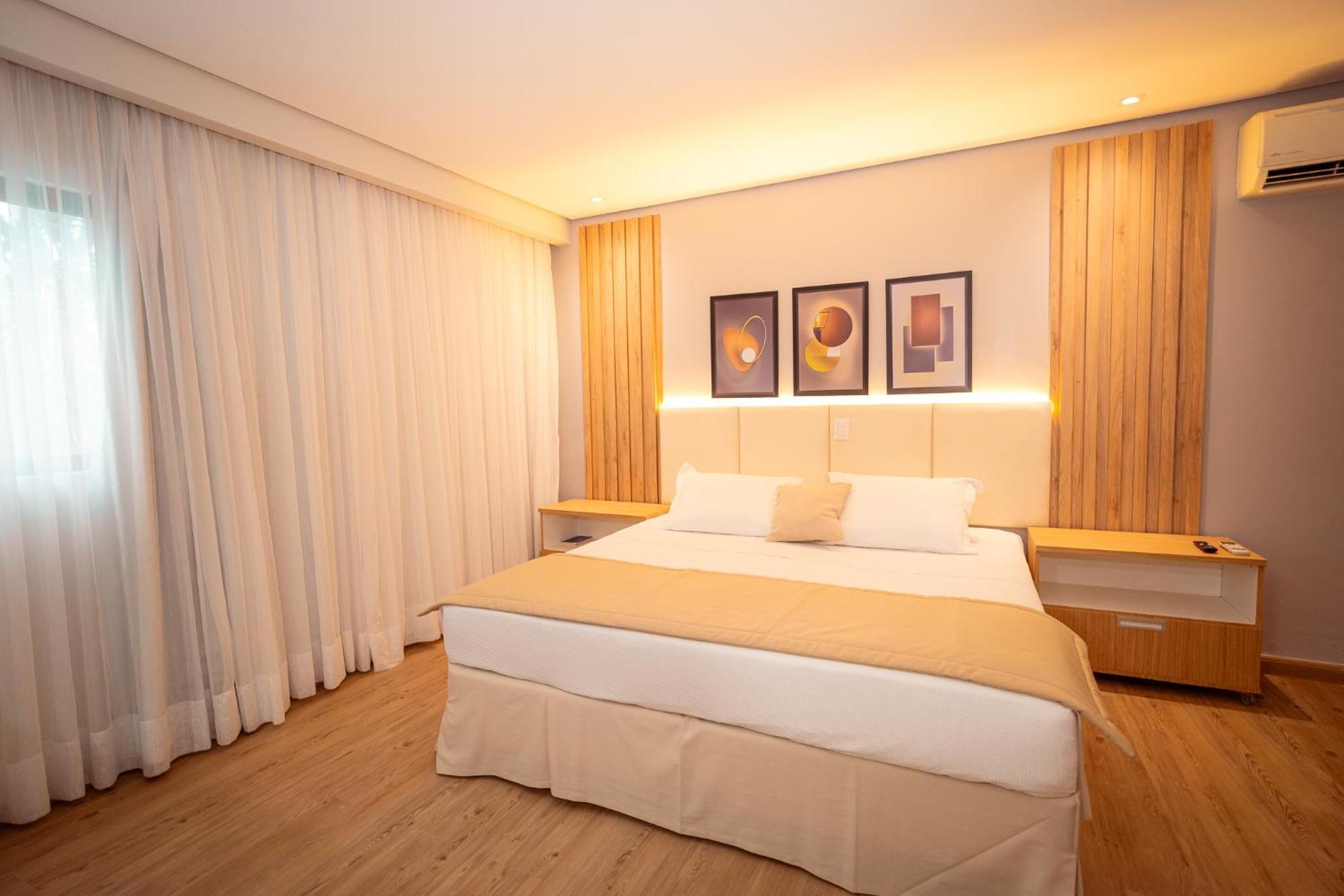 Hotel Girassol Plaza Палмас Экстерьер фото